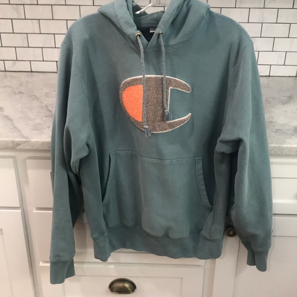 Champion Reverse Weave Hoodie Mens Small Blue Carpet Logo Sweatshirt Surf Artsy